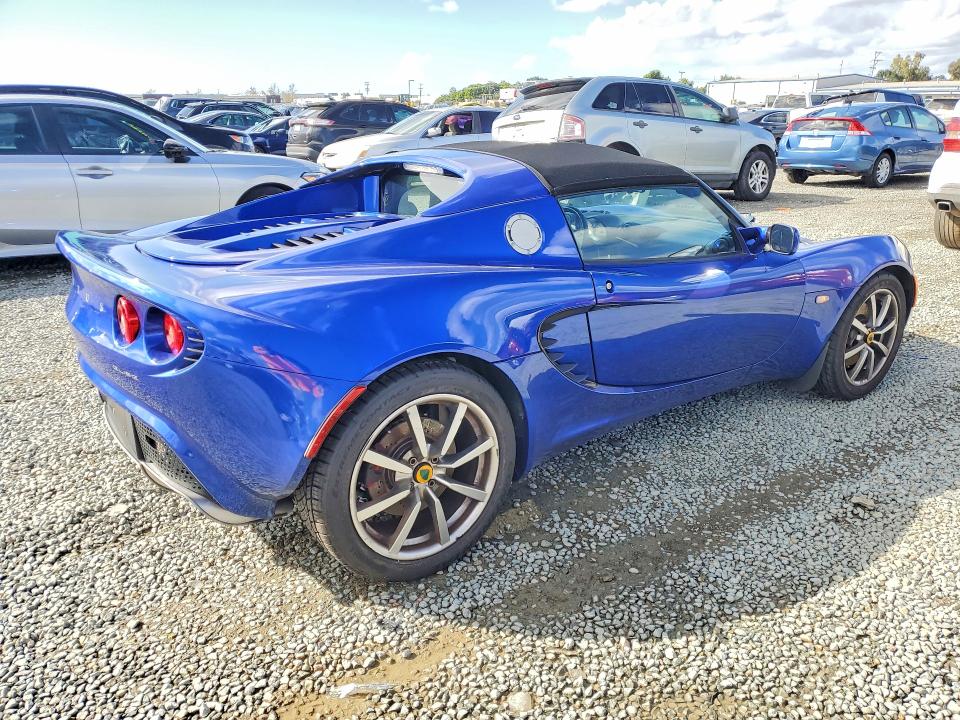 Photo 3 from auction – 2005 LOTUS ELISE with VIN SCCPC11115HL30255