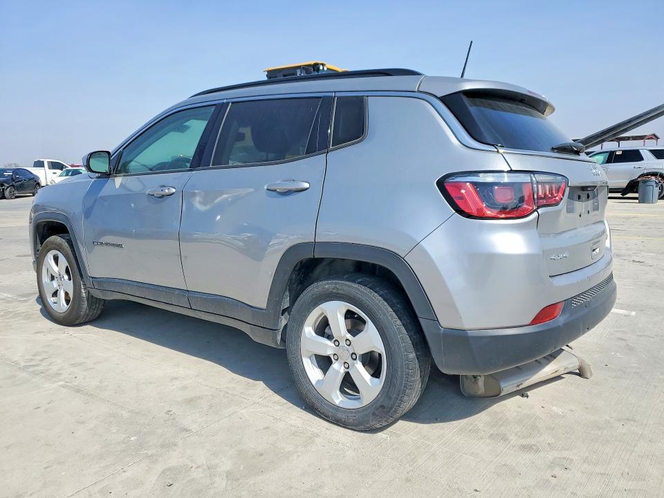 Photo 2 from auction – 2019 JEEP COMPASS with VIN 3C4NJDBB0KT835921