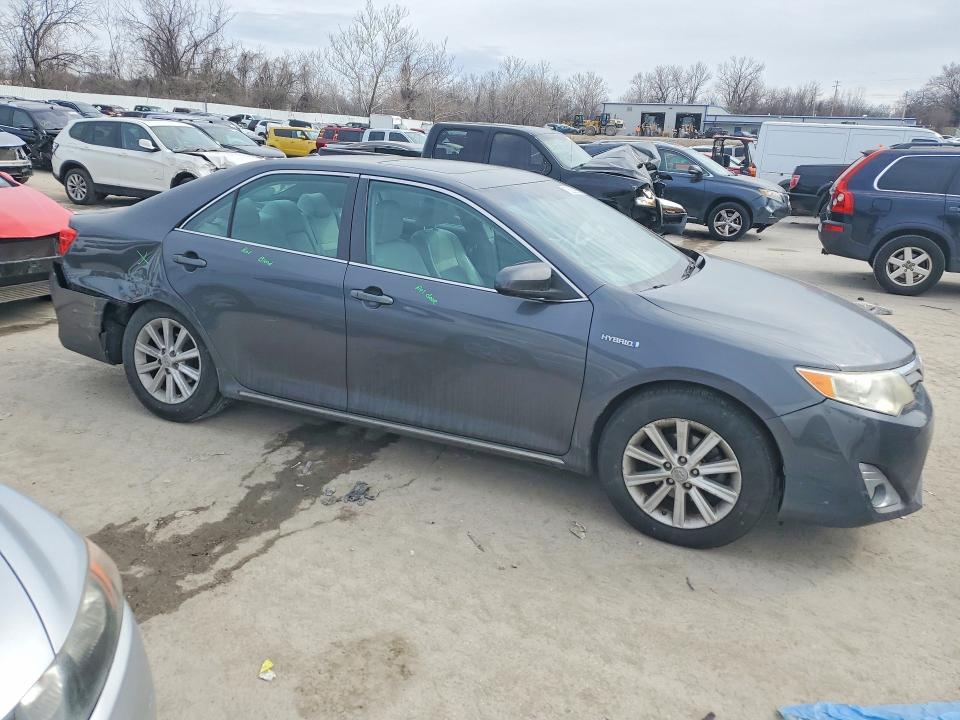 Photo 4 from auction – 2012 TOYOTA CAMRY with VIN 4T1BD1FK7CU033792