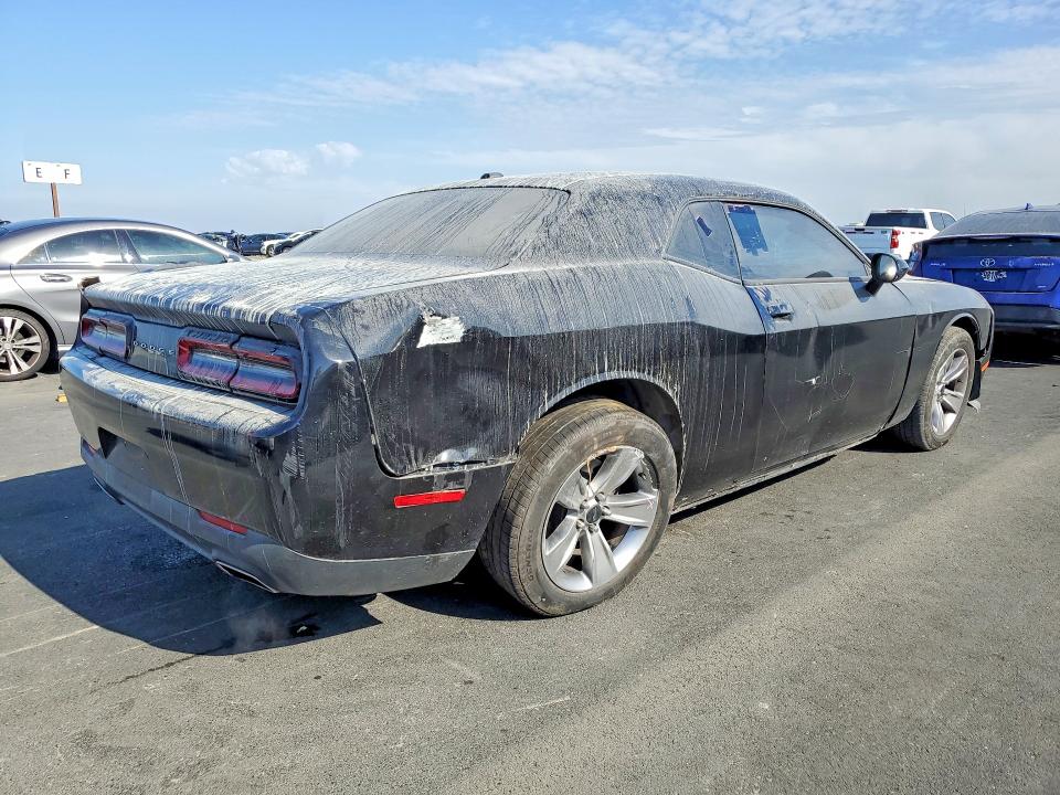 Photo 3 from auction – 2015 DODGE CHALLENGER with VIN 2C3CDZAG6FH775624