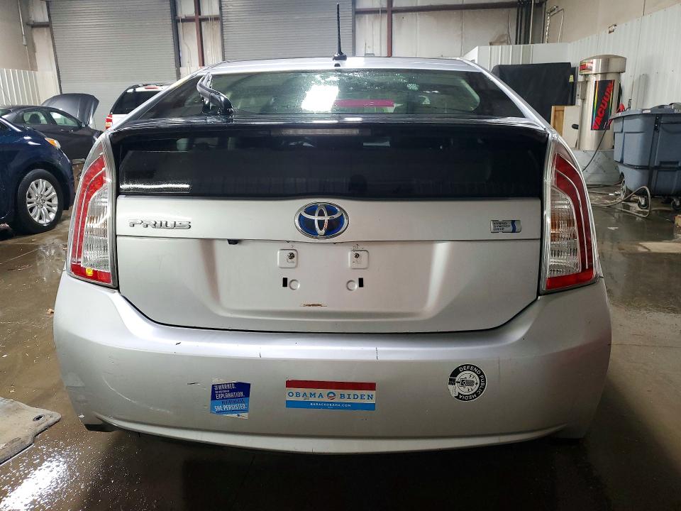 Photo 6 from auction – 2012 TOYOTA PRIUS with VIN JTDKN3DU7C5456559