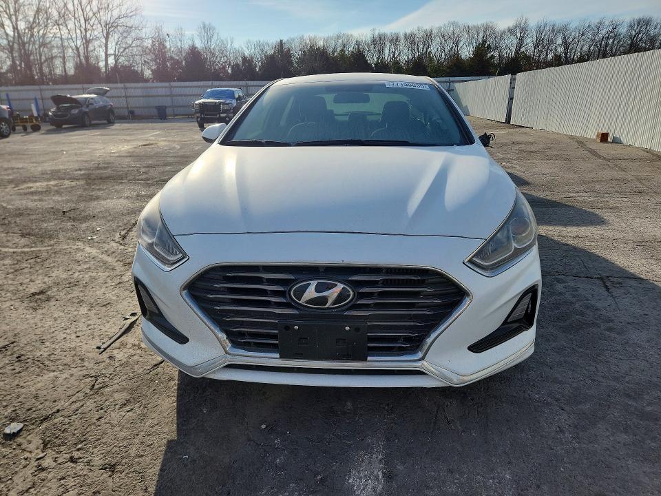 Photo 5 from auction – 2018 HYUNDAI SONATA with VIN 5NPE24AA4JH684960