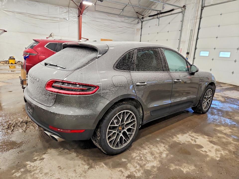 Photo 3 from auction – 2015 PORSCHE MACAN S with VIN WP1AB2A57FLB42548