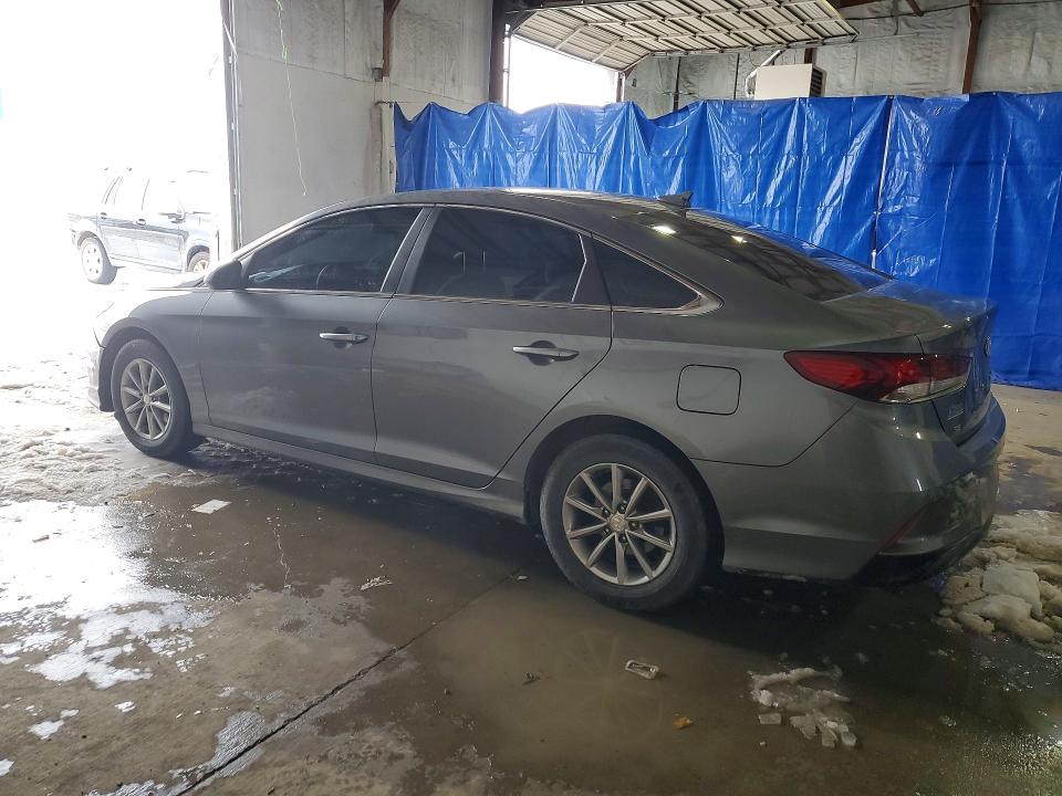 Photo 2 from auction – 2019 HYUNDAI SONATA with VIN 5NPE24AF8KH780619