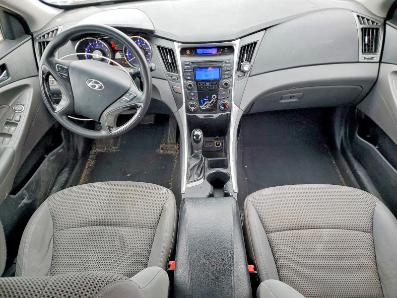 Photo 8 from auction – 2012 HYUNDAI SONATA with VIN 5NPEB4AC1CH461411