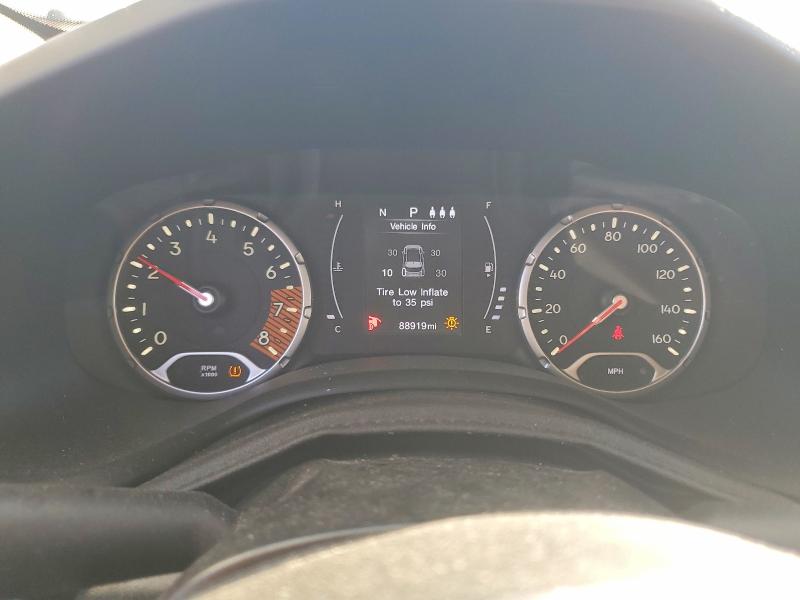 Photo 9 from auction – 2019 JEEP RENEGADE with VIN ZACNJABB2KPK92946