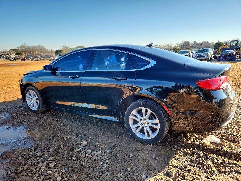 Photo 2 from auction – 2016 CHRYSLER 200 with VIN 1C3CCCAB2GN182338