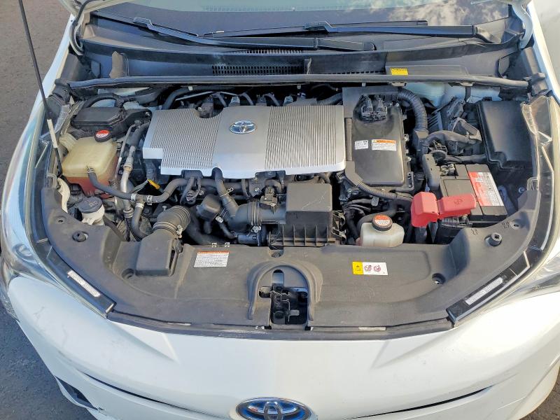 Photo 11 from auction – 2016 TOYOTA PRIUS with VIN JTDKBRFU1G3013107