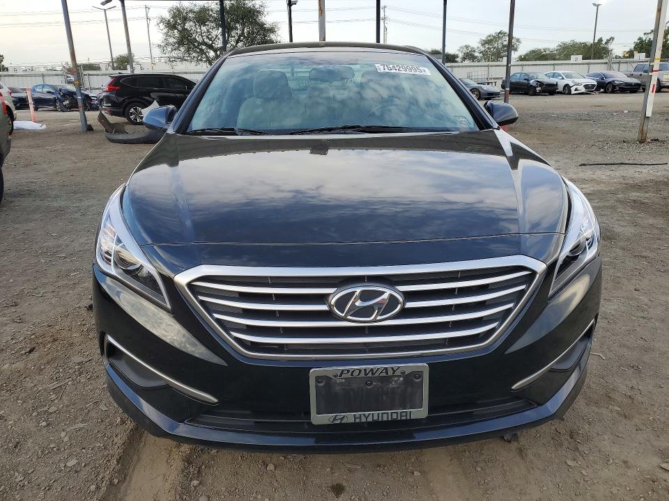 Photo 5 from auction – 2016 HYUNDAI SONATA SE with VIN 5NPE24AF5GH268162