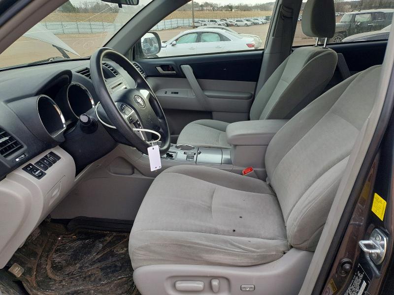 Photo 7 from auction – 2011 TOYOTA HIGHLANDER with VIN 5TDBK3EH1BS060615