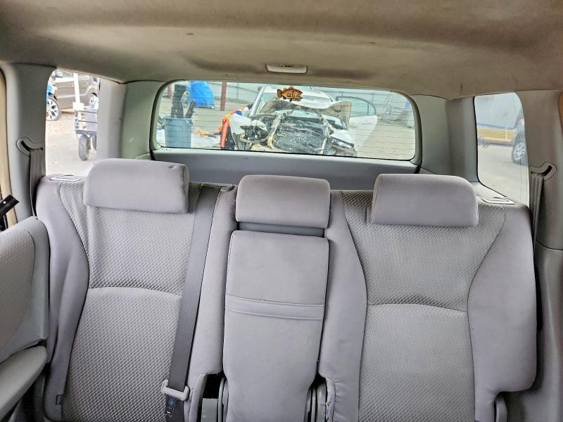 Photo 10 from auction – 2004 TOYOTA HIGHLANDER with VIN JTEGP21A640040579