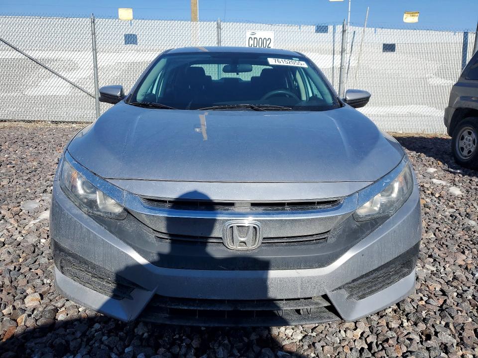 Photo 5 from auction – 2018 HONDA CIVIC EX with VIN 2HGFC2F75JH585982