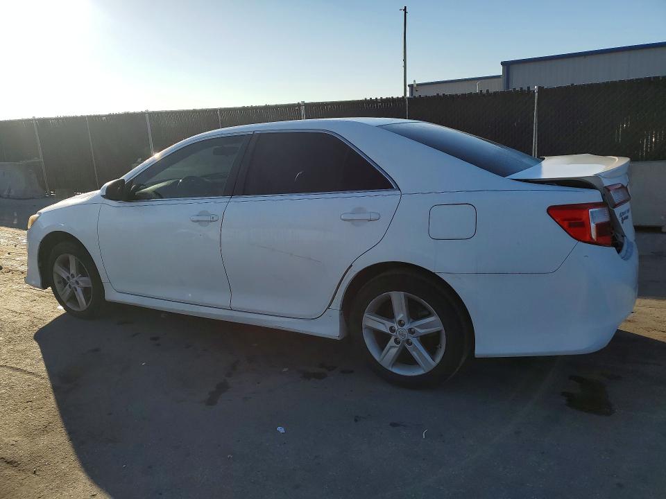 Photo 2 from auction – 2012 TOYOTA CAMRY with VIN 4T1BF1FK8CU502592