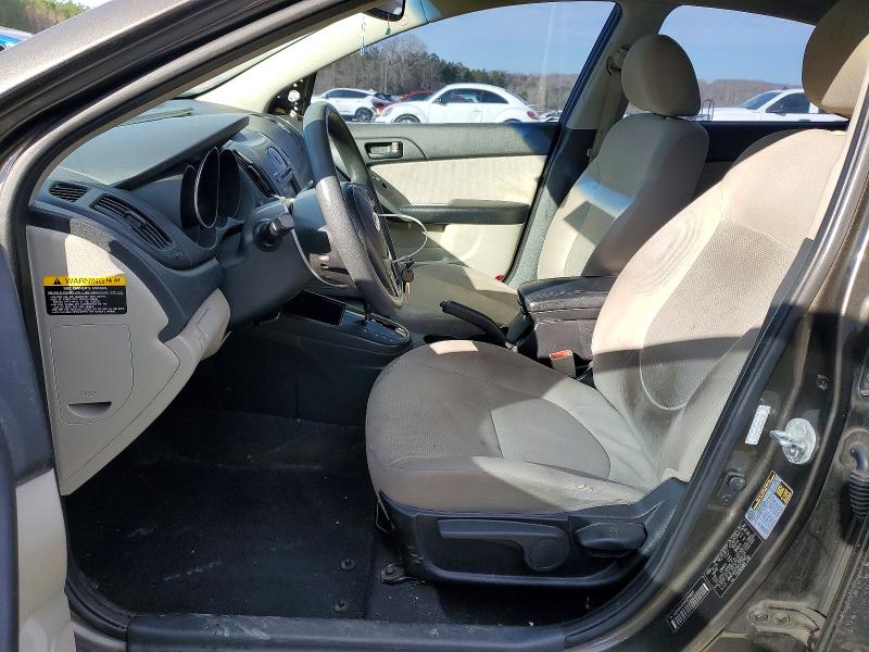 Photo 7 from auction – 2010 KIA FORTE with VIN KNAFU4A29A5253535