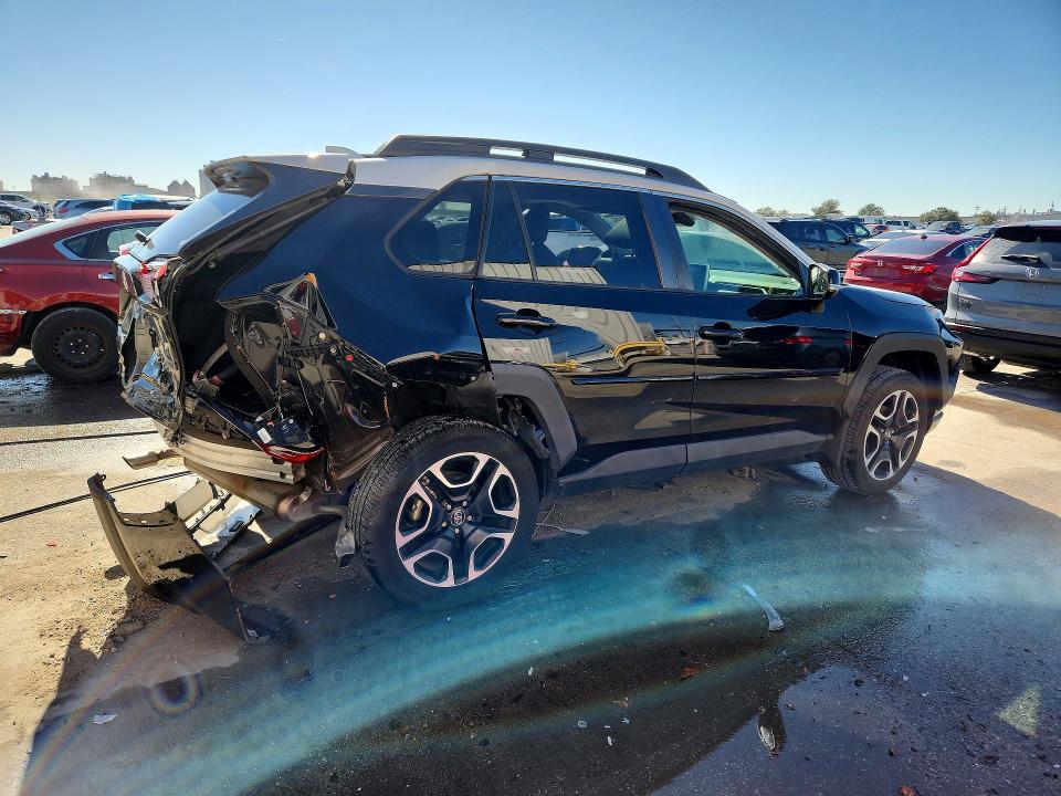 Photo 3 from auction – 2019 TOYOTA RAV4 ADVEN with VIN 2T3J1RFV5KW037942