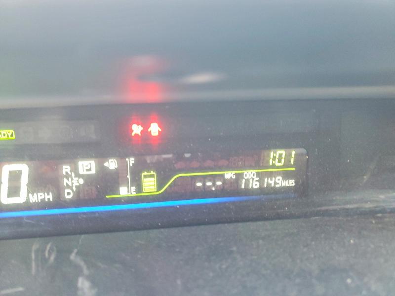 Photo 9 from auction – 2012 TOYOTA PRIUS V with VIN JTDZN3EU5C3079805