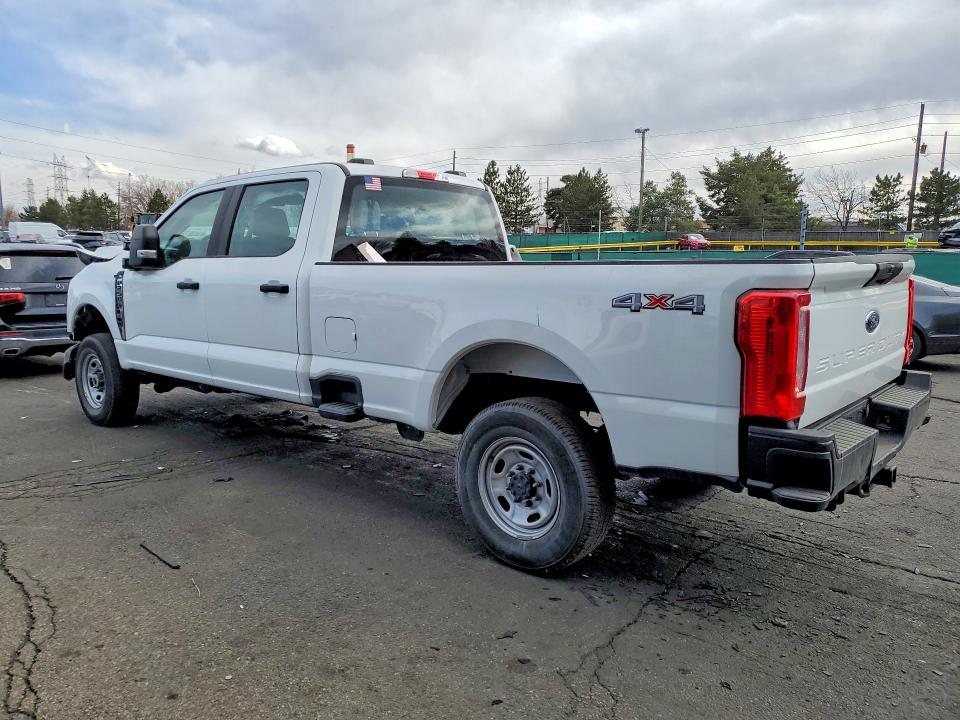 Photo 2 from auction – 2023 FORD F250 with VIN 1FT7W2BAXPEC24632