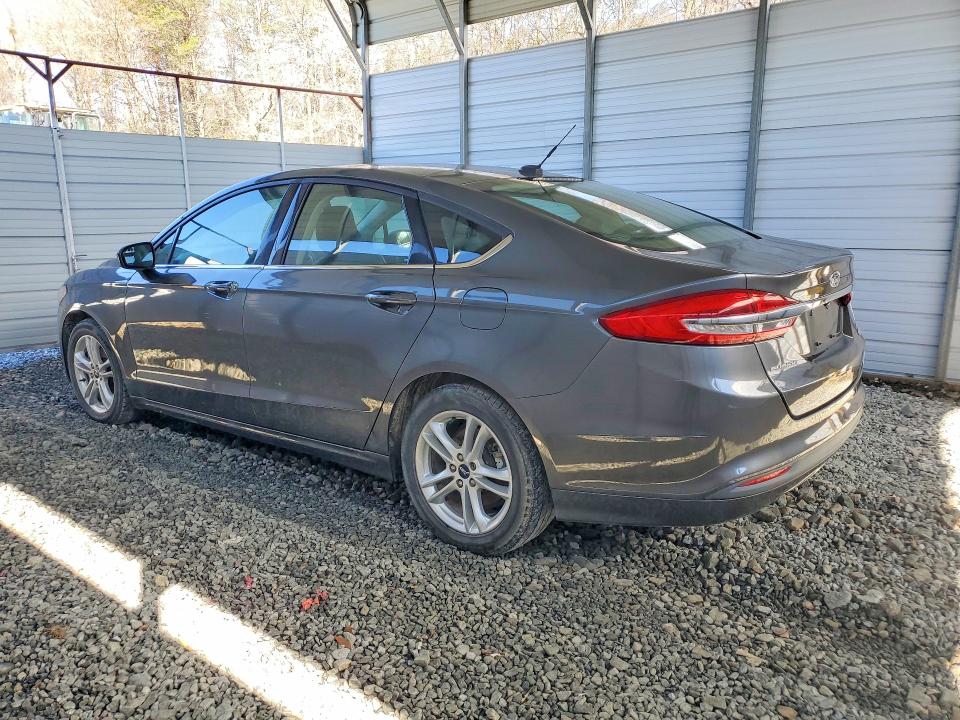 Photo 2 from auction – 2018 FORD FUSION with VIN 3FA6P0HDXJR157376