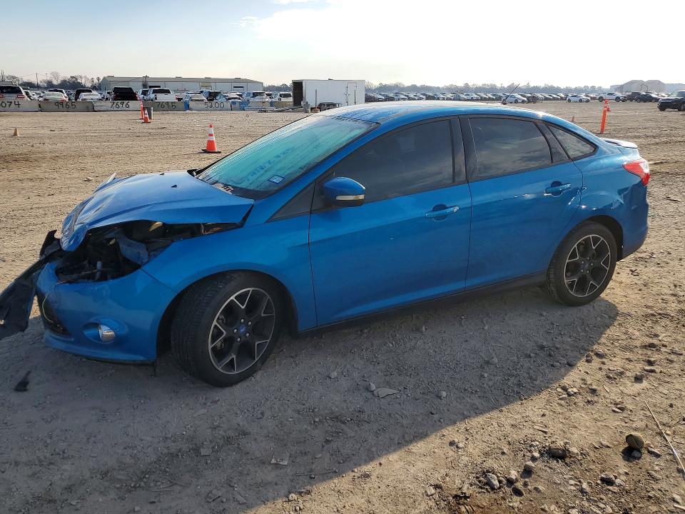 FORD FOCUS 2013 with VIN 1FADP3F27DL131217 - Photo from auction