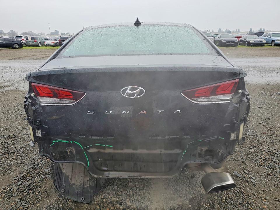 Photo 6 from auction – 2018 HYUNDAI SONATA with VIN 5NPE34AF6JH602879
