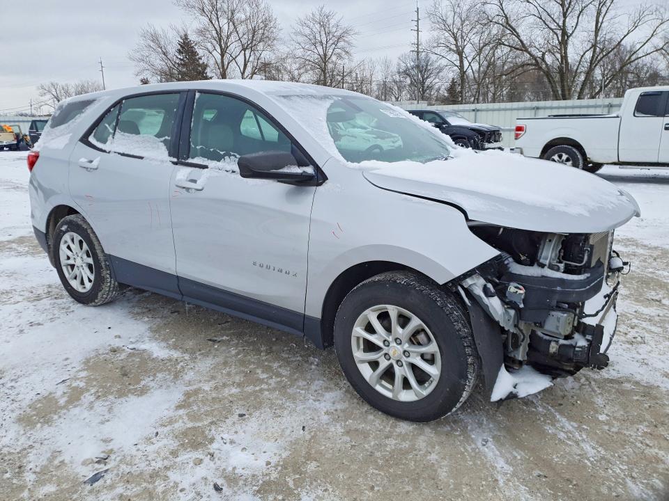 Photo 4 from auction – 2018 CHEVROLET EQUINOX with VIN 2GNAXHEV9J6133746