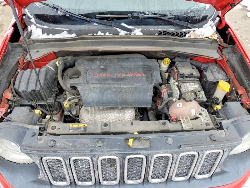 Photo 12 from auction – 2015 JEEP RENEGADE L with VIN ZACCJBBT6FPC27760