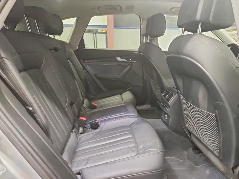 Photo 10 from auction – 2018 AUDI Q5 PREMIUM with VIN WA1BNAFY6J2247648