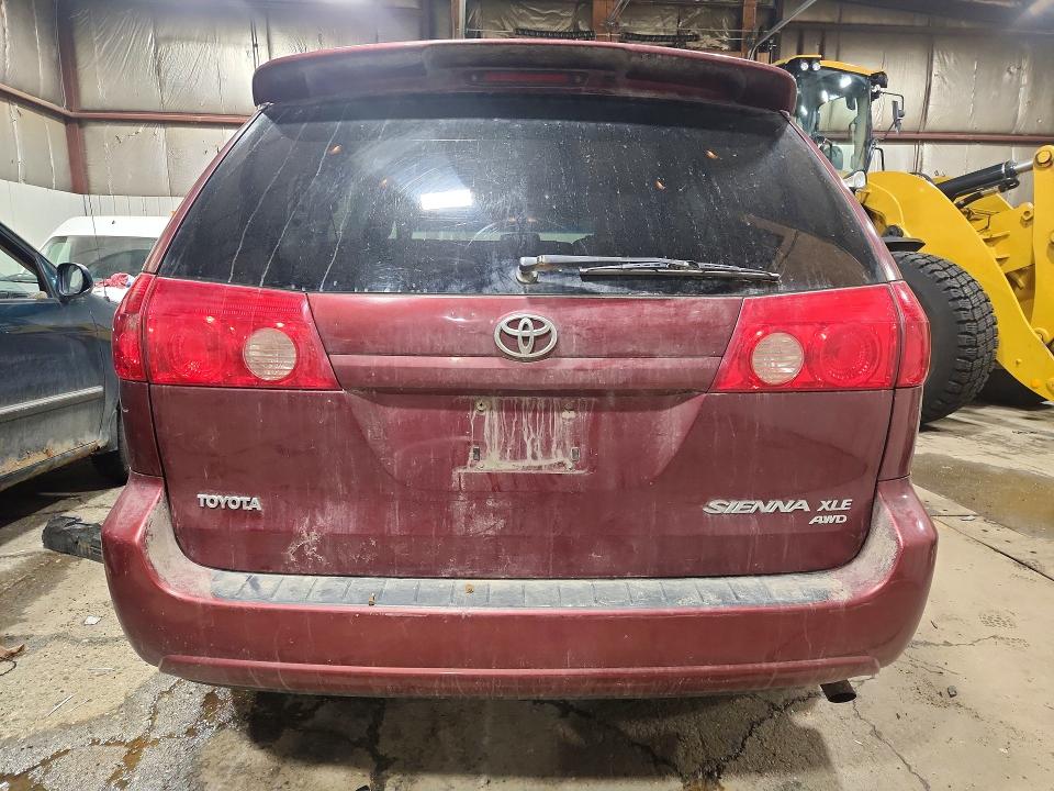 Photo 6 from auction – 2008 TOYOTA SIENNA XLE with VIN 5TDBK22C48S010495