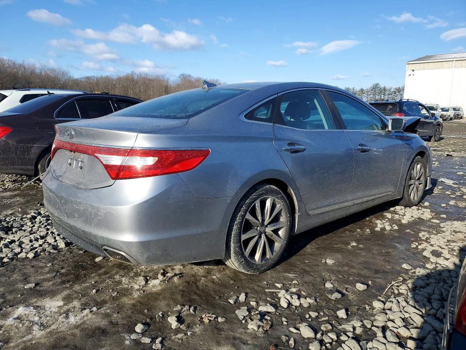 Photo 3 from auction – 2015 HYUNDAI AZERA with VIN KMHFG4JG9FA490476
