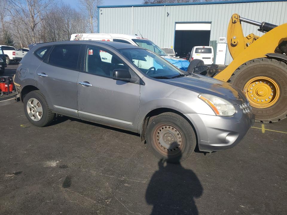 Photo 4 from auction – 2011 NISSAN ROGUE S with VIN JN8AS5MTXBW187932