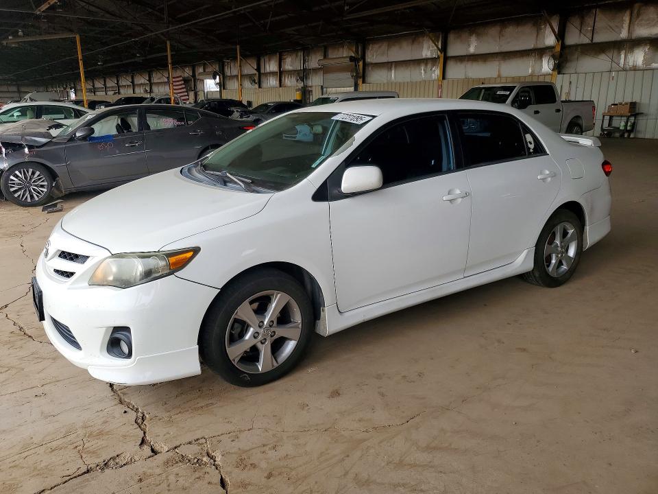 TOYOTA COROLLA 2013 с VIN 5YFBU4EE6DP213071 - Фото с аукциона