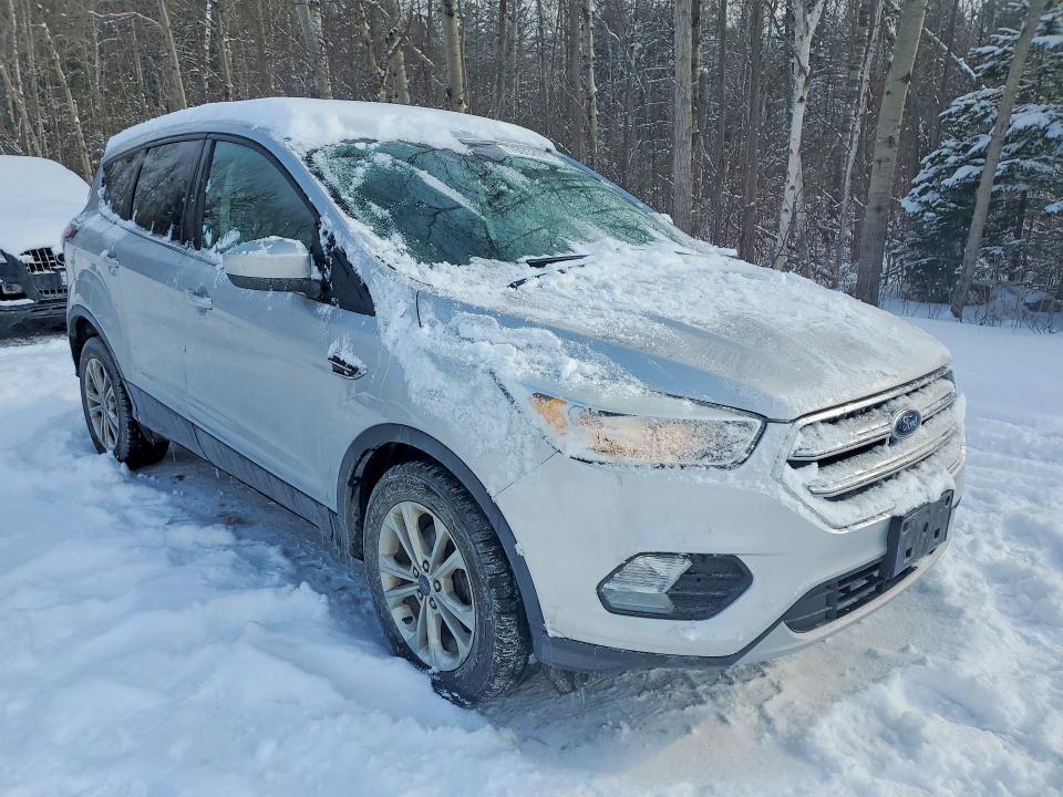 Photo 4 from auction – 2017 FORD ESCAPE SE with VIN 1FMCU0GD6HUA41968