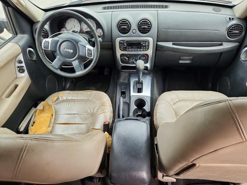 Photo 8 from auction – 2004 JEEP LIBERTY with VIN 1J4GK58K44W253069