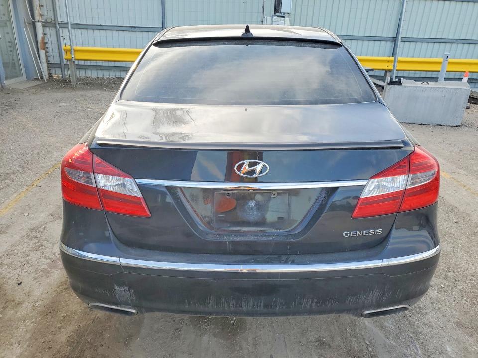 Photo 6 from auction – 2012 HYUNDAI GENESIS with VIN KMHGC4DD6CU172018
