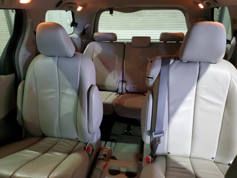 Photo 10 from auction – 2013 TOYOTA SIENNA with VIN 5TDYK3DC9DS330399