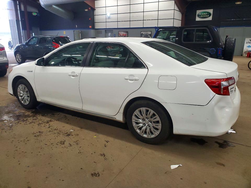 Photo 2 from auction – 2012 TOYOTA CAMRY with VIN 4T1BD1FK8CU026012