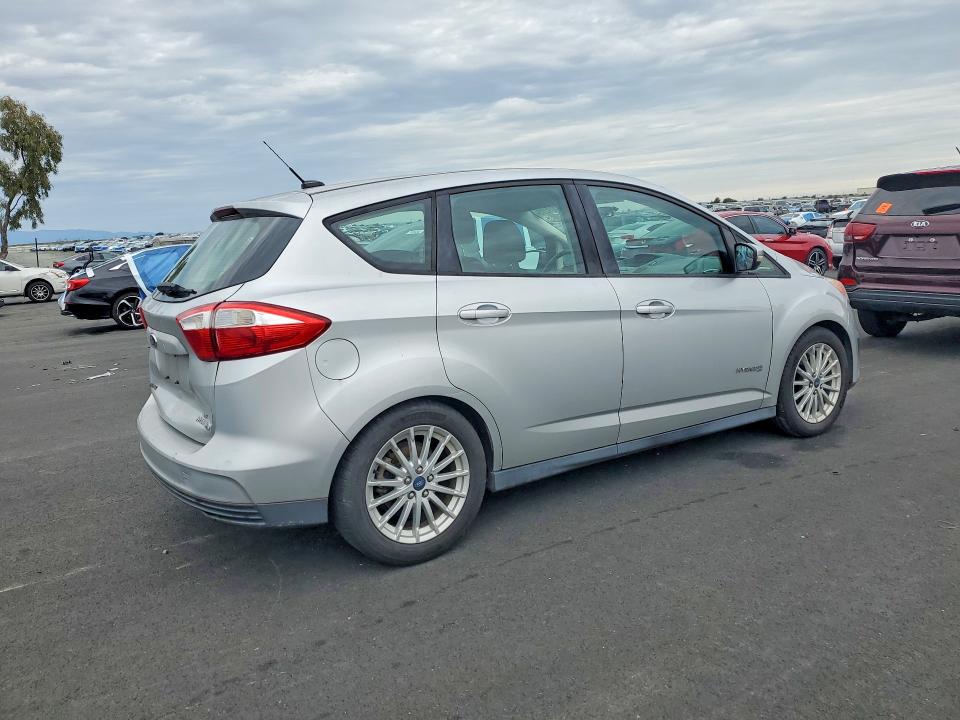Photo 3 from auction – 2013 FORD C-MAX with VIN 1FADP5AU3DL543297
