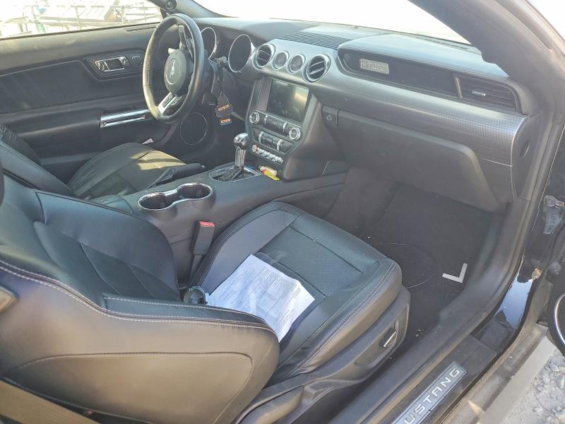 Photo 8 from auction – 2017 FORD MUSTANG with VIN 1FATP8UH7H5262416