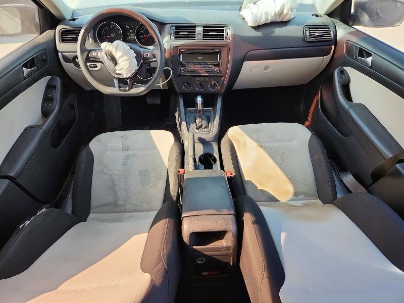 Photo 8 from auction – 2015 VOLKSWAGEN JETTA BASE with VIN 3VW2K7AJ1FM265807