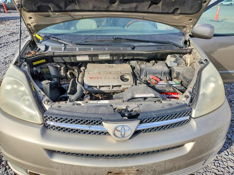 Photo 12 from auction – 2005 TOYOTA SIENNA XLE with VIN 5TDZA22C35S314253