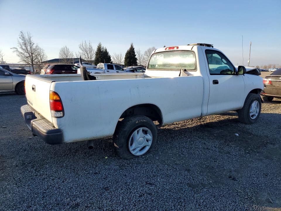 Photo 3 from auction – 2004 TOYOTA TUNDRA with VIN 5TBJN32184S445997