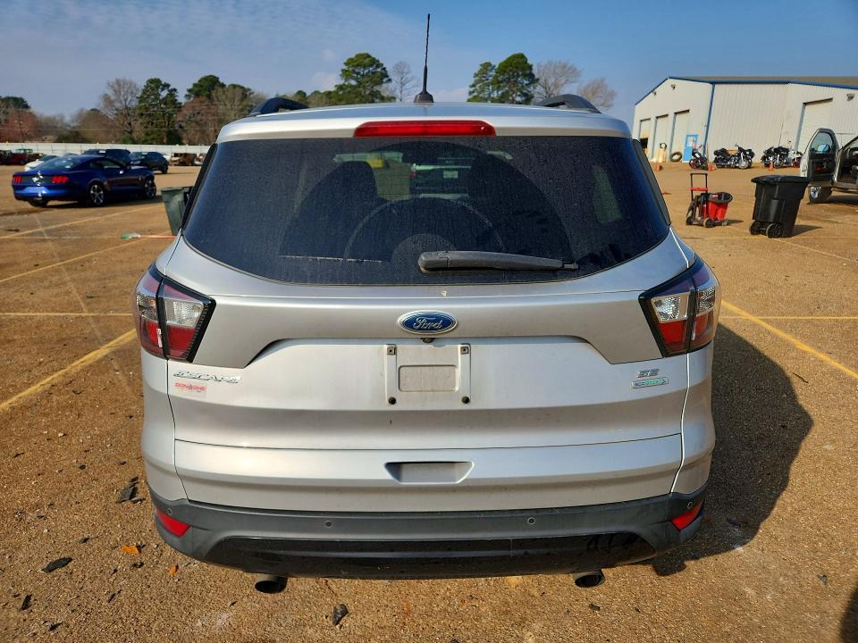 Photo 6 from auction – 2017 FORD ESCAPE with VIN 1FMCU0GD4HUC00616