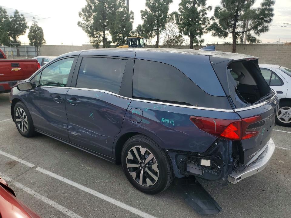 Photo 2 from auction – 2026 HONDA ODYSSEY with VIN 5FNRL6H6XTB031028
