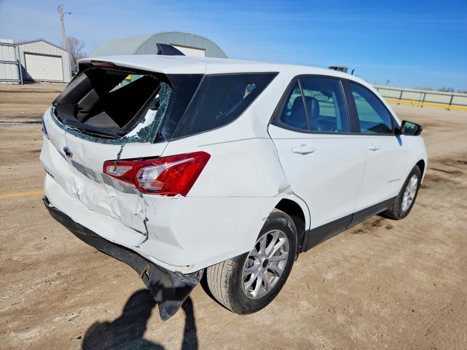 Photo 3 from auction – 2020 CHEV EQUINOX with VIN 3GNAXHEVXLS558980
