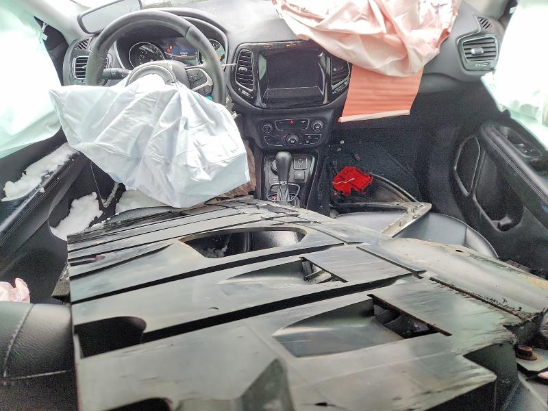 Photo 8 from auction – 2019 JEEP COMPASS with VIN 3C4NJDBB8KT648636