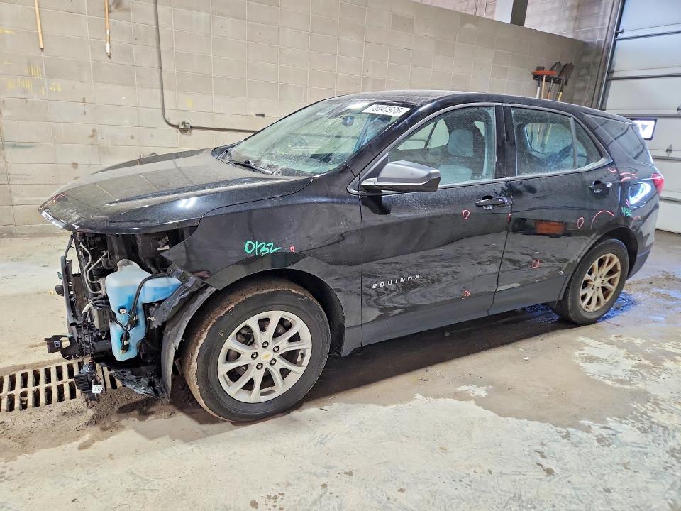 CHEVROLET EQUINOX 2018 with VIN 2GNAXHEV4J6338519 - Photo from auction