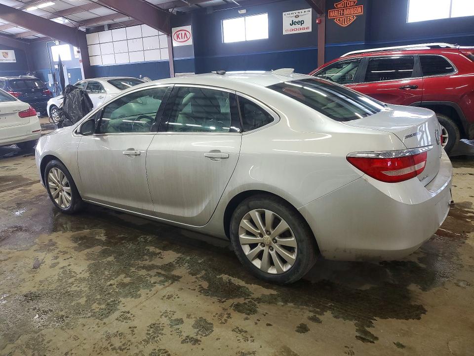 Photo 2 from auction – 2016 BUICK VERANO with VIN 1G4PP5SK1G4119194