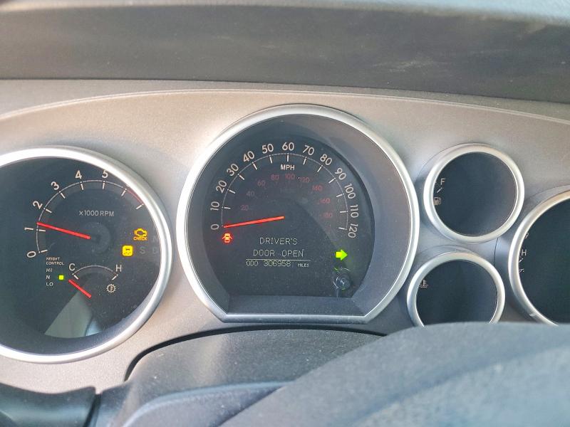 Photo 9 from auction – 2013 TOYOTA SEQUOIA PL with VIN 5TDDY5G13DS073534