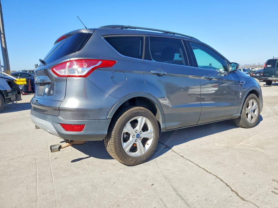 Photo 3 from auction – 2013 FORD ESCAPE with VIN 1FMCU0GX6DUD03847