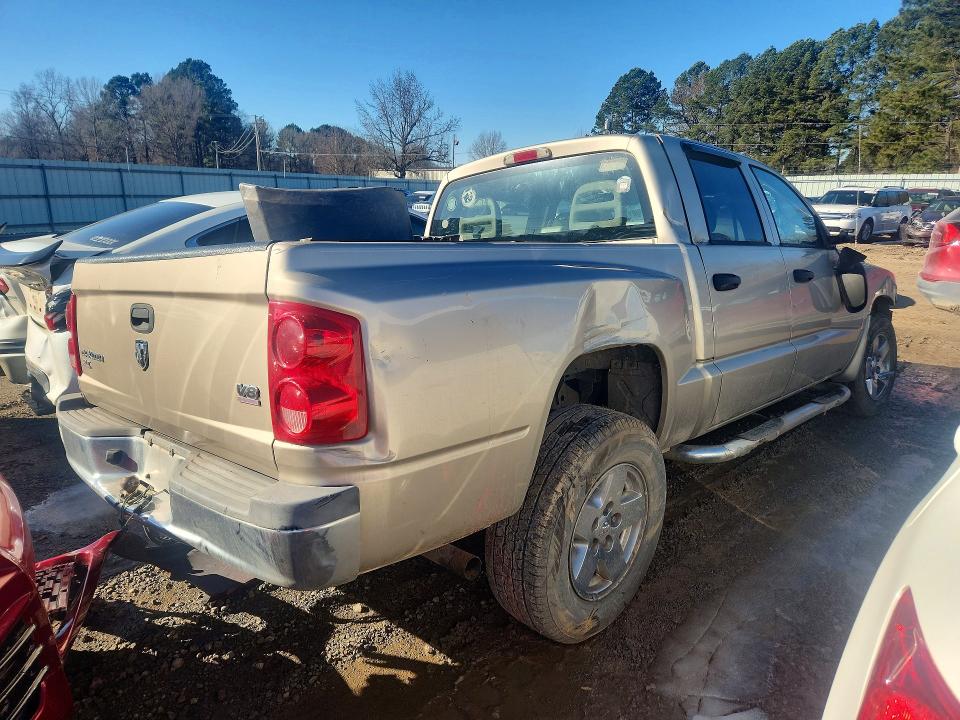 صورة رقم 3 من المزاد - 2006 DODGE DAKOTA مع VIN 1D7HE48N65S186950